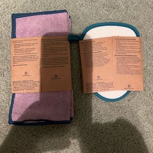 Norwex exfoliating mitt and 3 pk body and face cloth